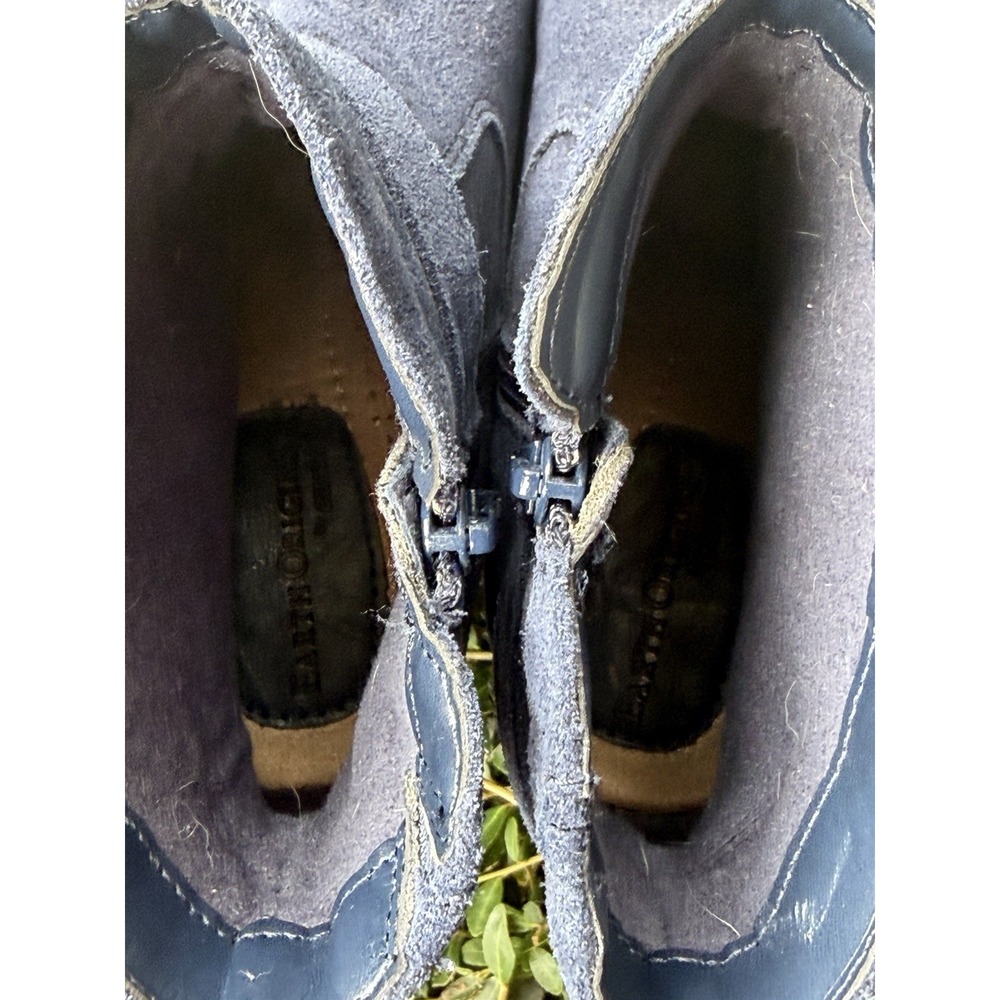 Earth Origins Suede Tori Ankle Boots 8M Navy Blue Leather Tassel Buckle Zip - Picture 6 of 10